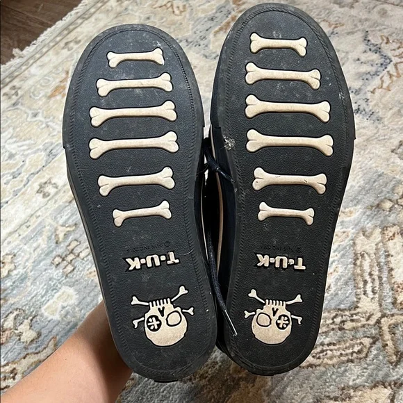 T.U.K Black and Leopard Print Shoes - Picture 6 of 6